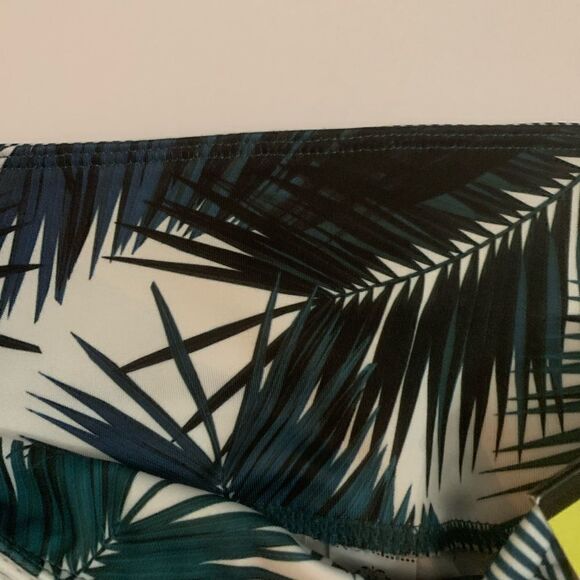 NWT Nanette Lepore Activewear Leggings - Picture 4 of 5